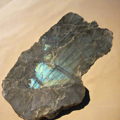 Malagasy Labradorite in sun